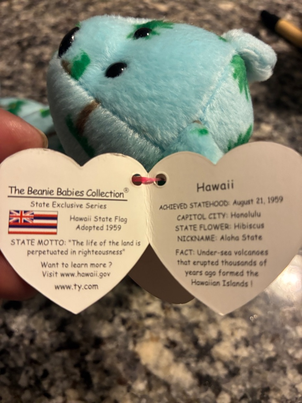 Ty beanie baby vintage, collectible I ♥ Hawaii' Plush Bear - Picture 2 of 6